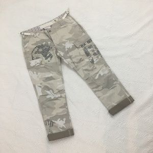 Da- Nang Women Pants S Camo Cargo Capri Camouflage